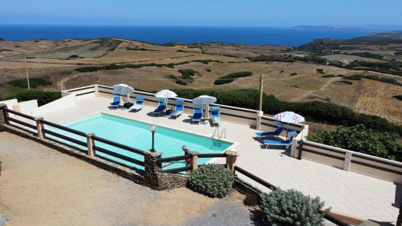 Agriturismo Finagliosu Palmadula Екстериор снимка