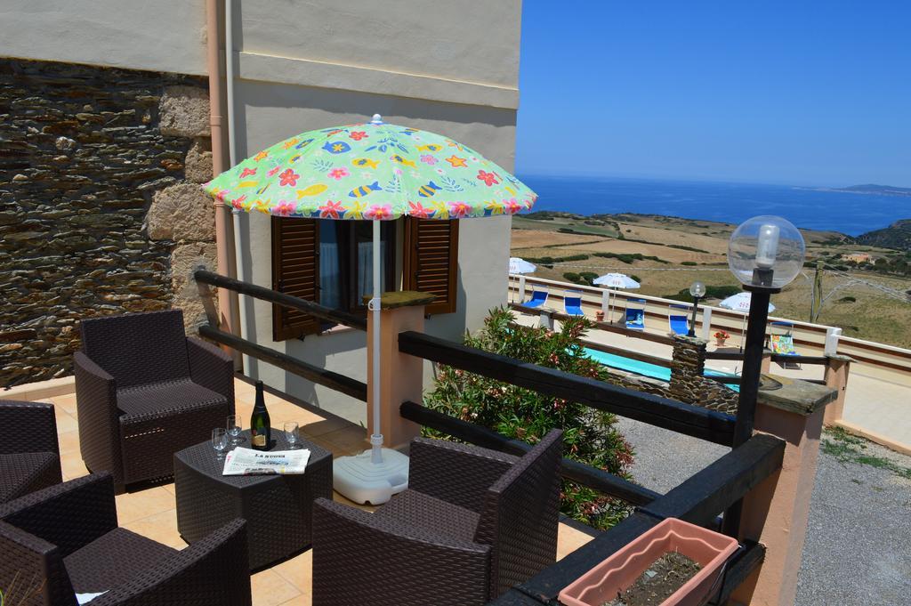 Agriturismo Finagliosu Palmadula Екстериор снимка