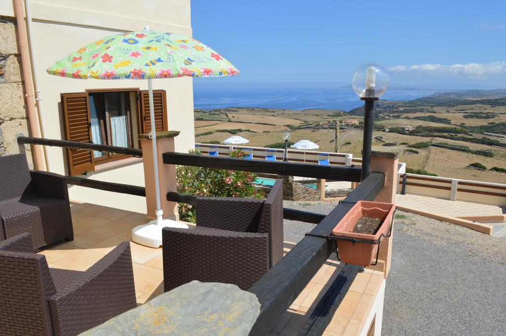 Agriturismo Finagliosu Palmadula Екстериор снимка
